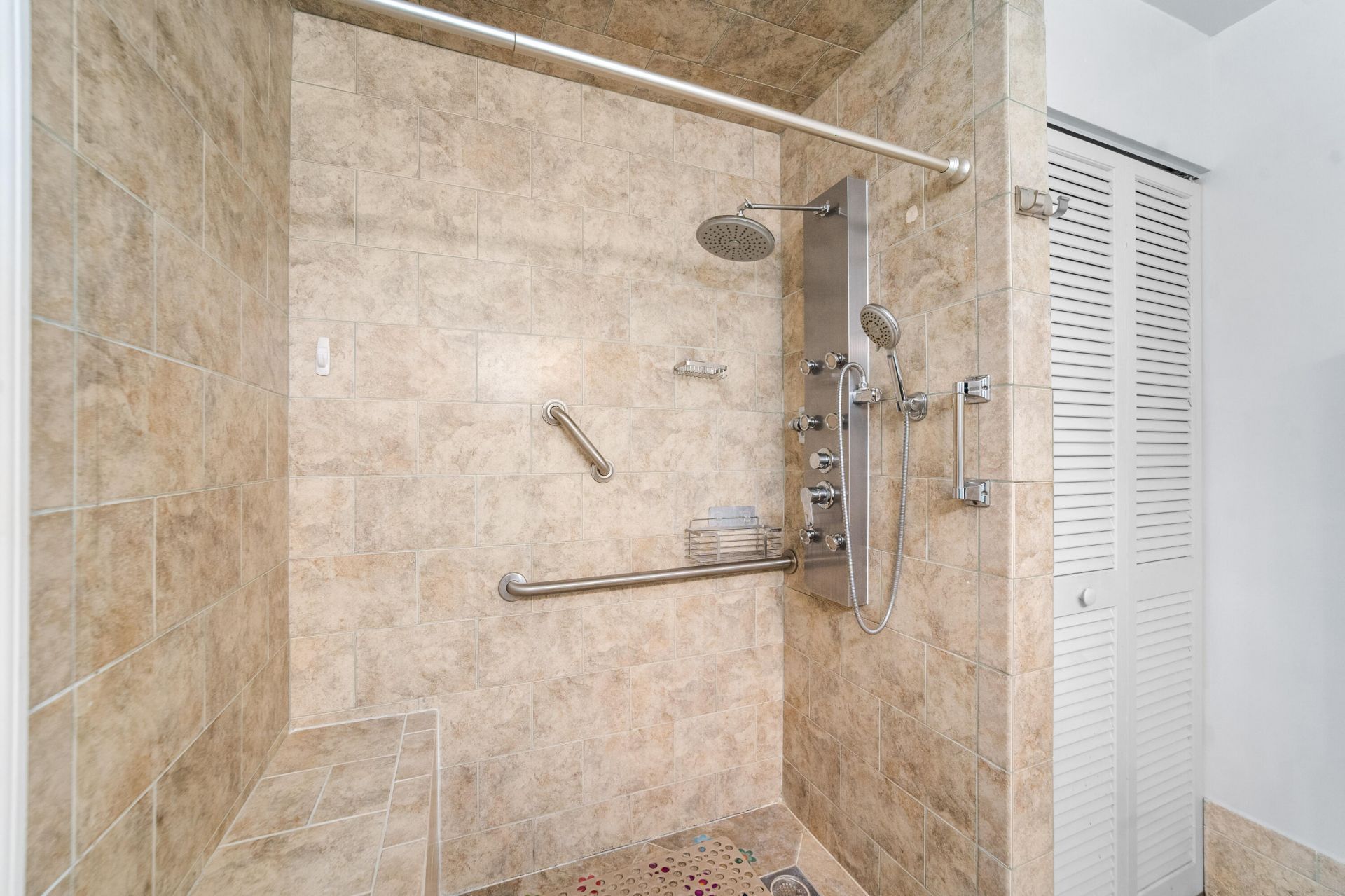 3909 Parkside Lane, Unit 234, Hollywood, FL 33021 Photo