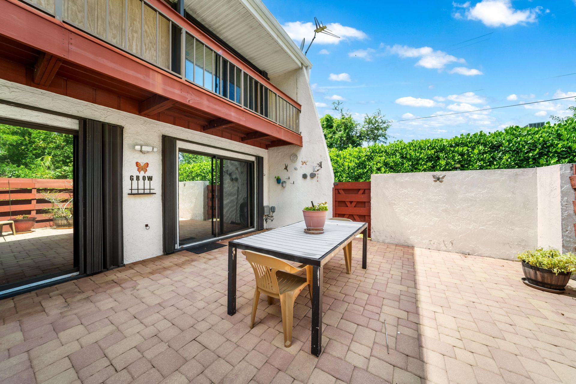 3909 Parkside Lane, Unit 234, Hollywood, FL 33021 Photo