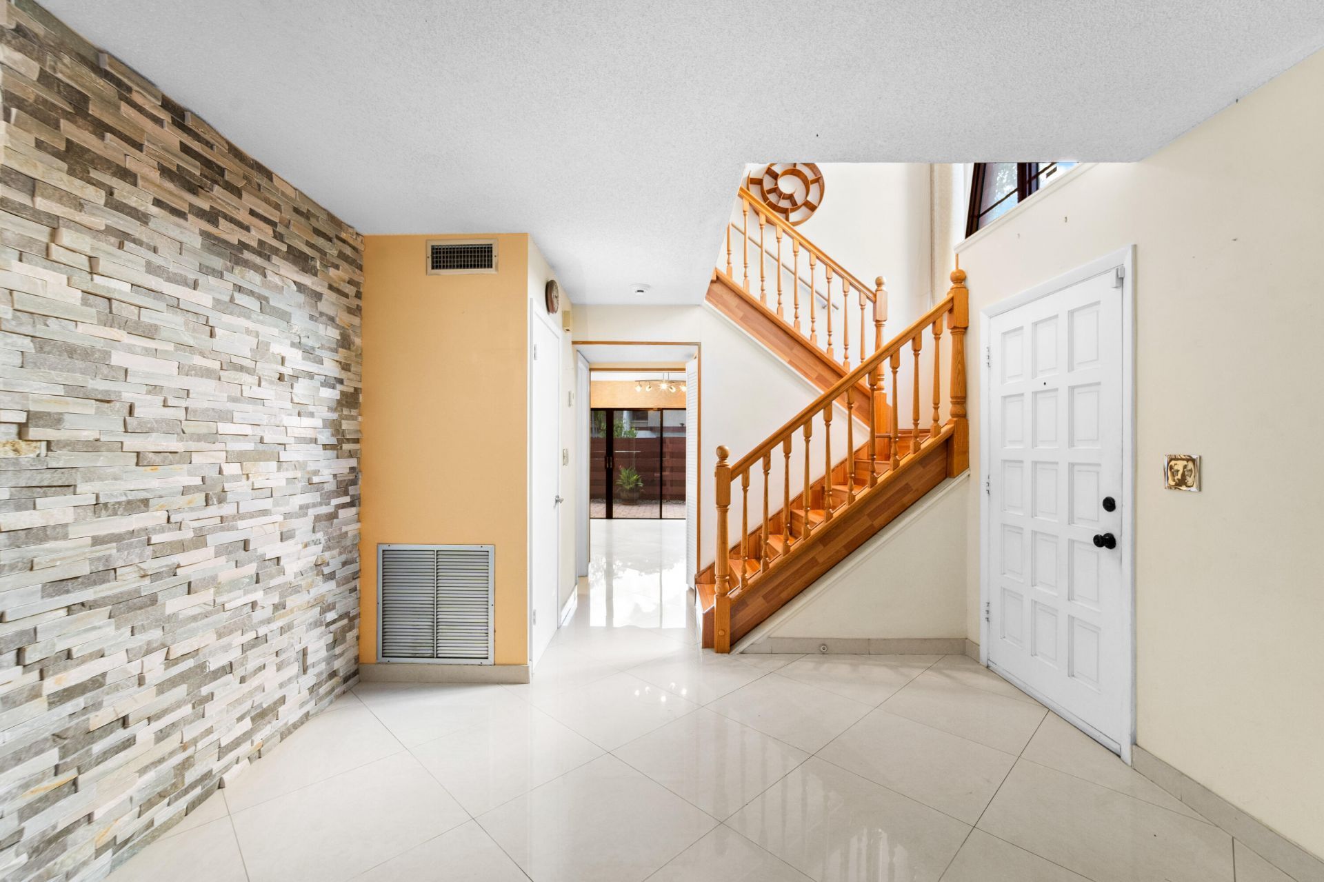 3909 Parkside Lane, Unit 234, Hollywood, FL 33021 Photo