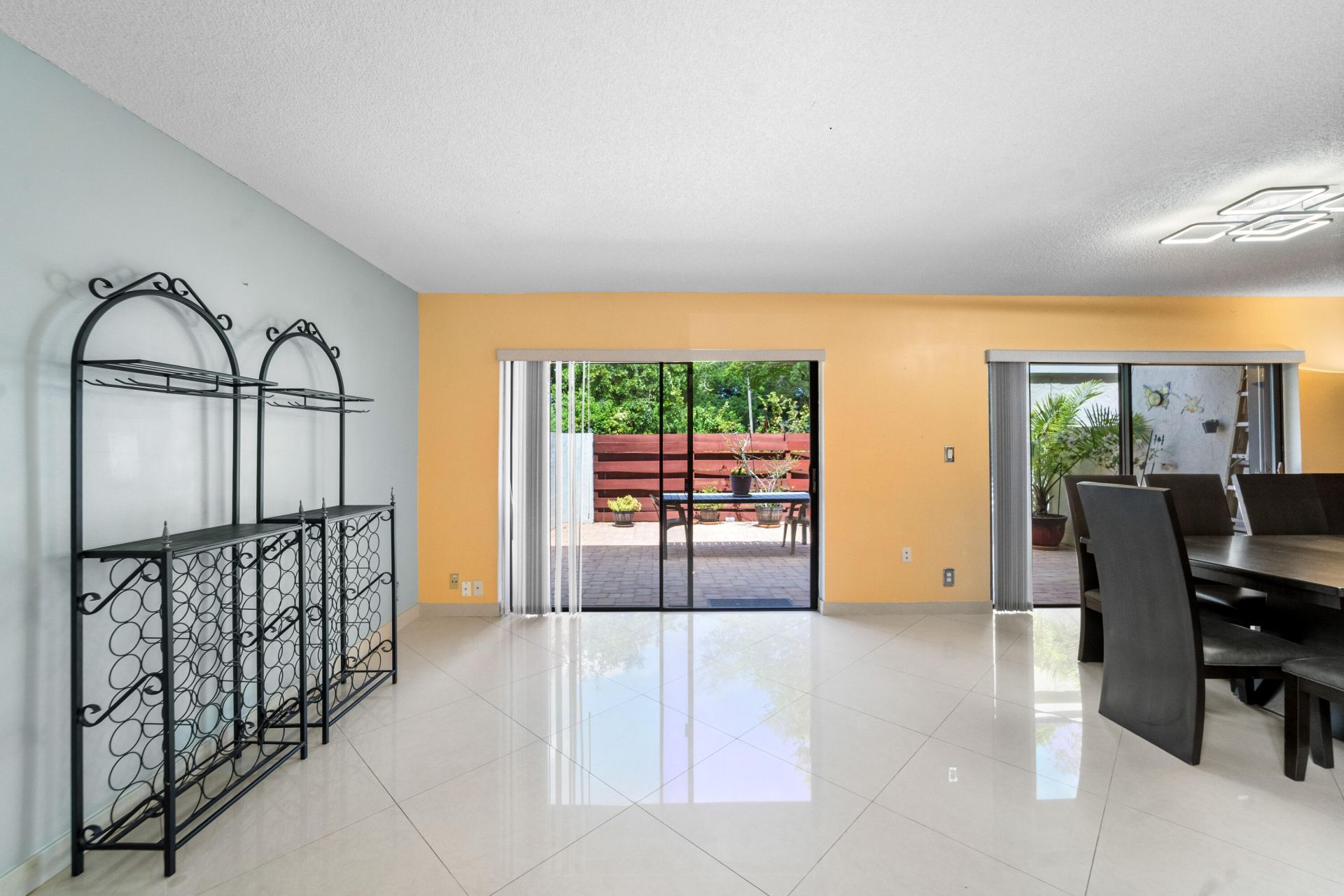 3909 Parkside Lane, Unit 234, Hollywood, FL 33021 Photo