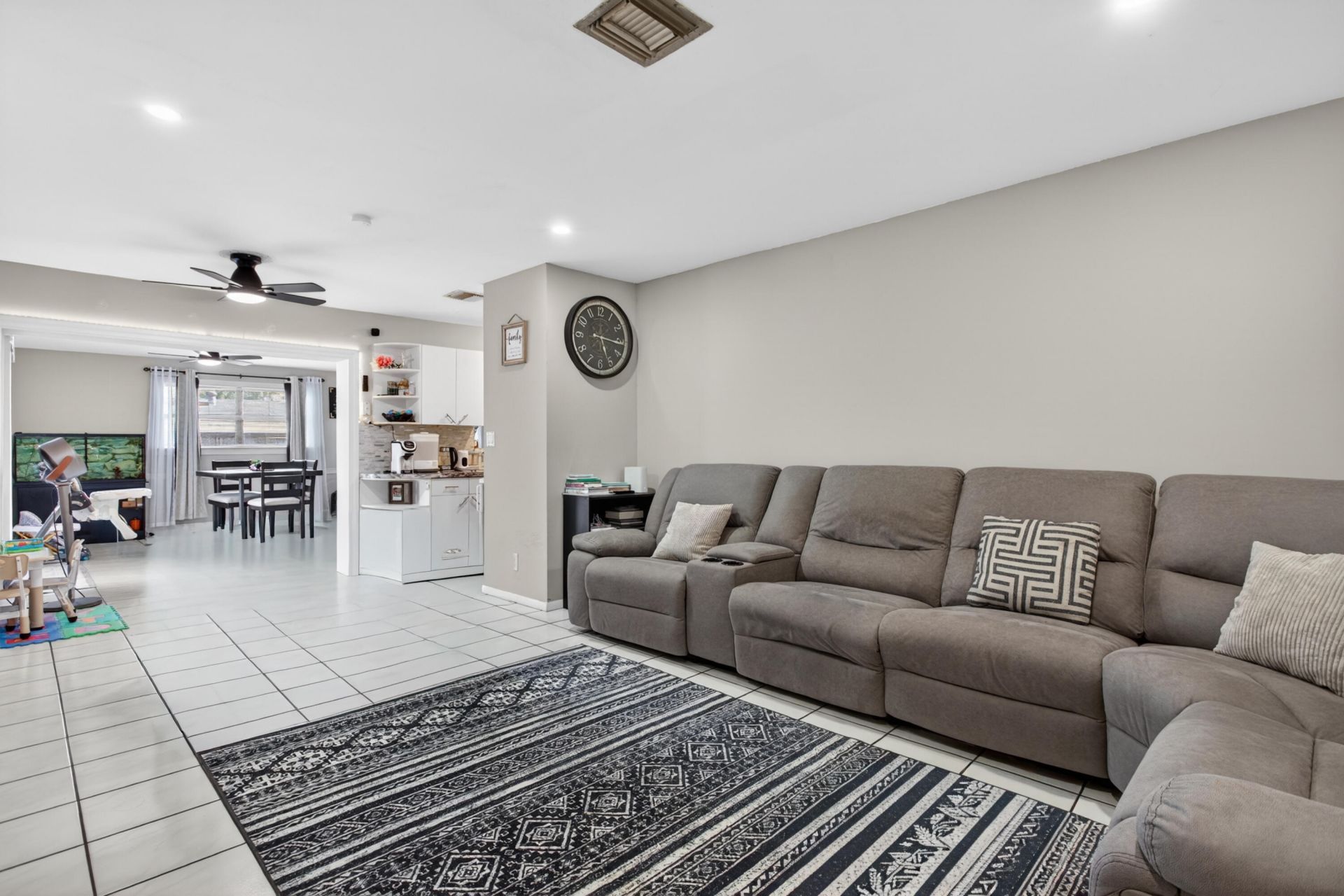 6720 NW 26th Street, Margate, FL 33063 Photo