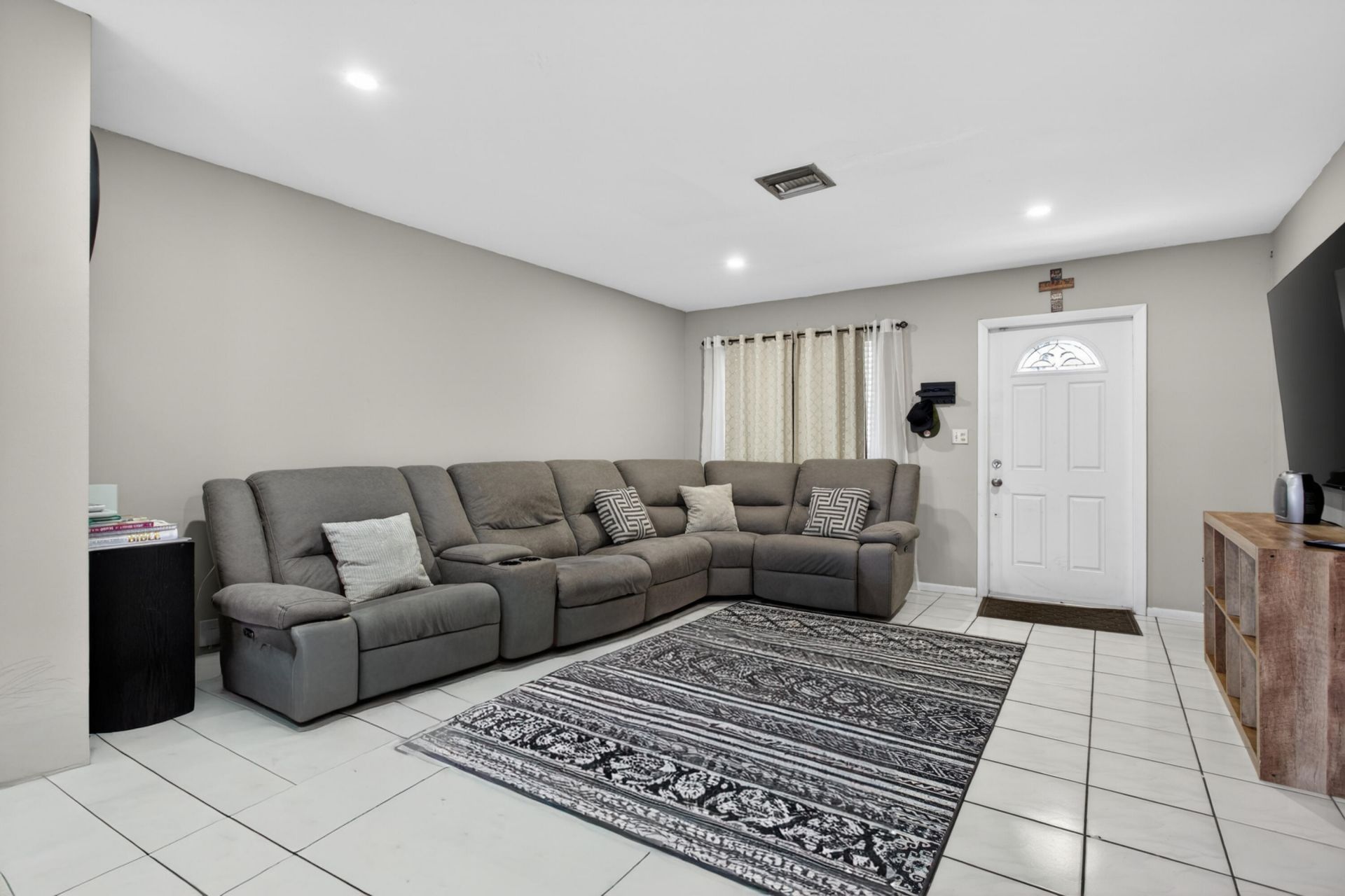 6720 NW 26th Street, Margate, FL 33063 Photo