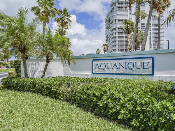 2700 N Highway A1a, Unit 305, Fort Pierce, FL 34949