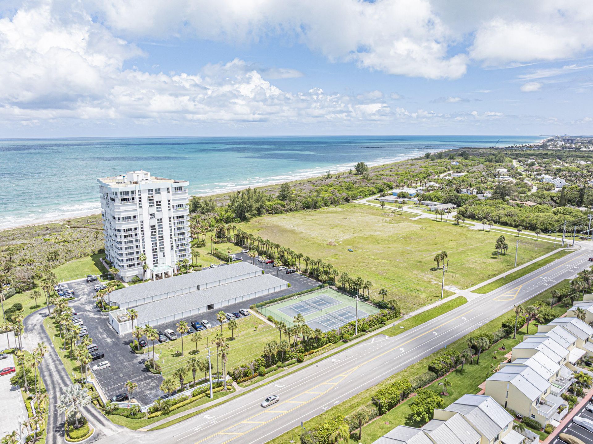 2700 N Highway A1a, Unit 305, Fort Pierce, FL 34949 Photo