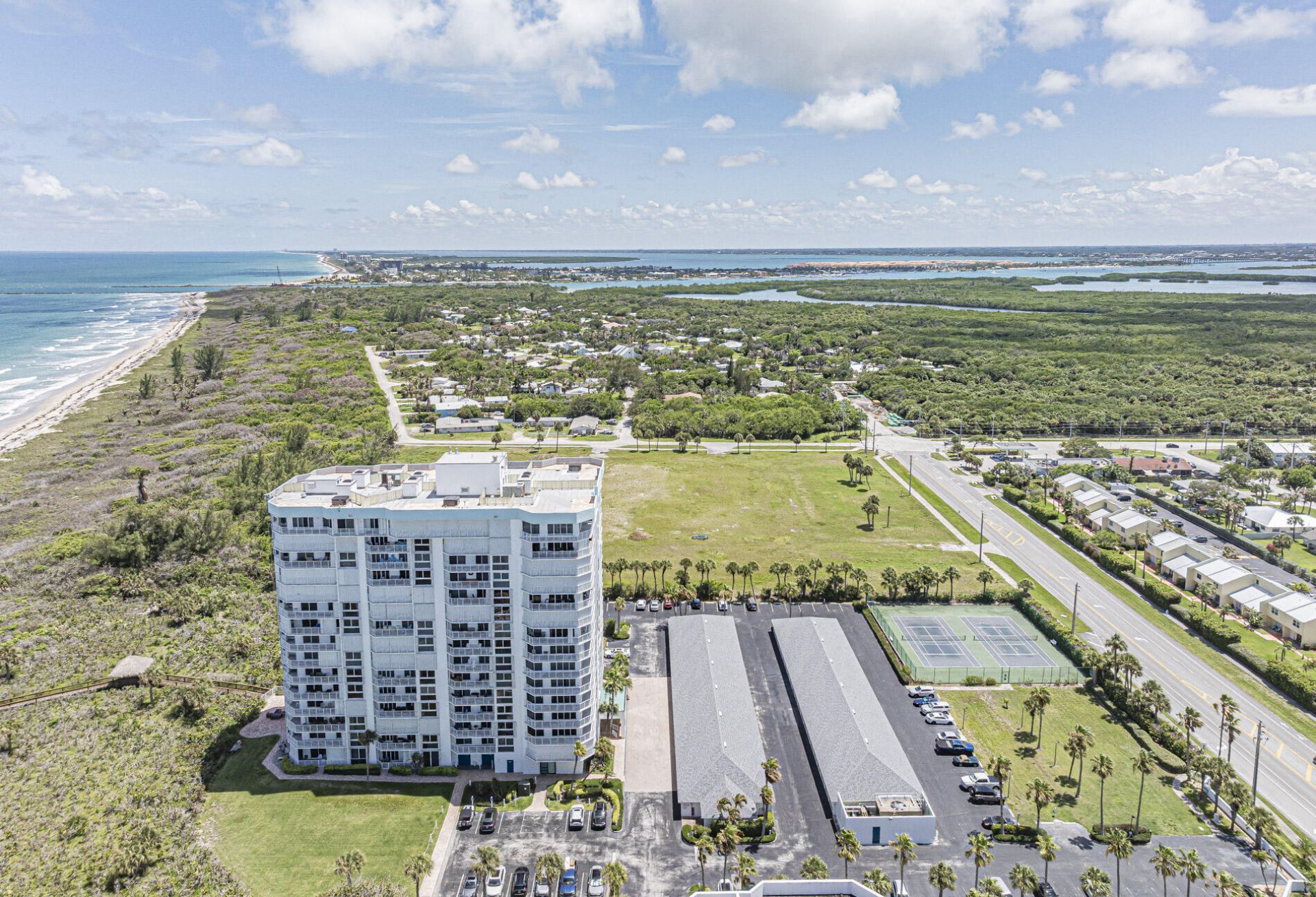 2700 N Highway A1a, Unit 305, Fort Pierce, FL 34949 Photo