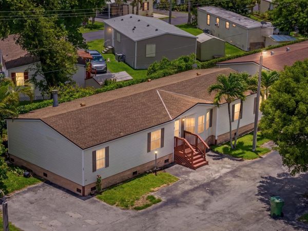220 NE 12th Avenue, Unit 44, Homestead, FL 33030