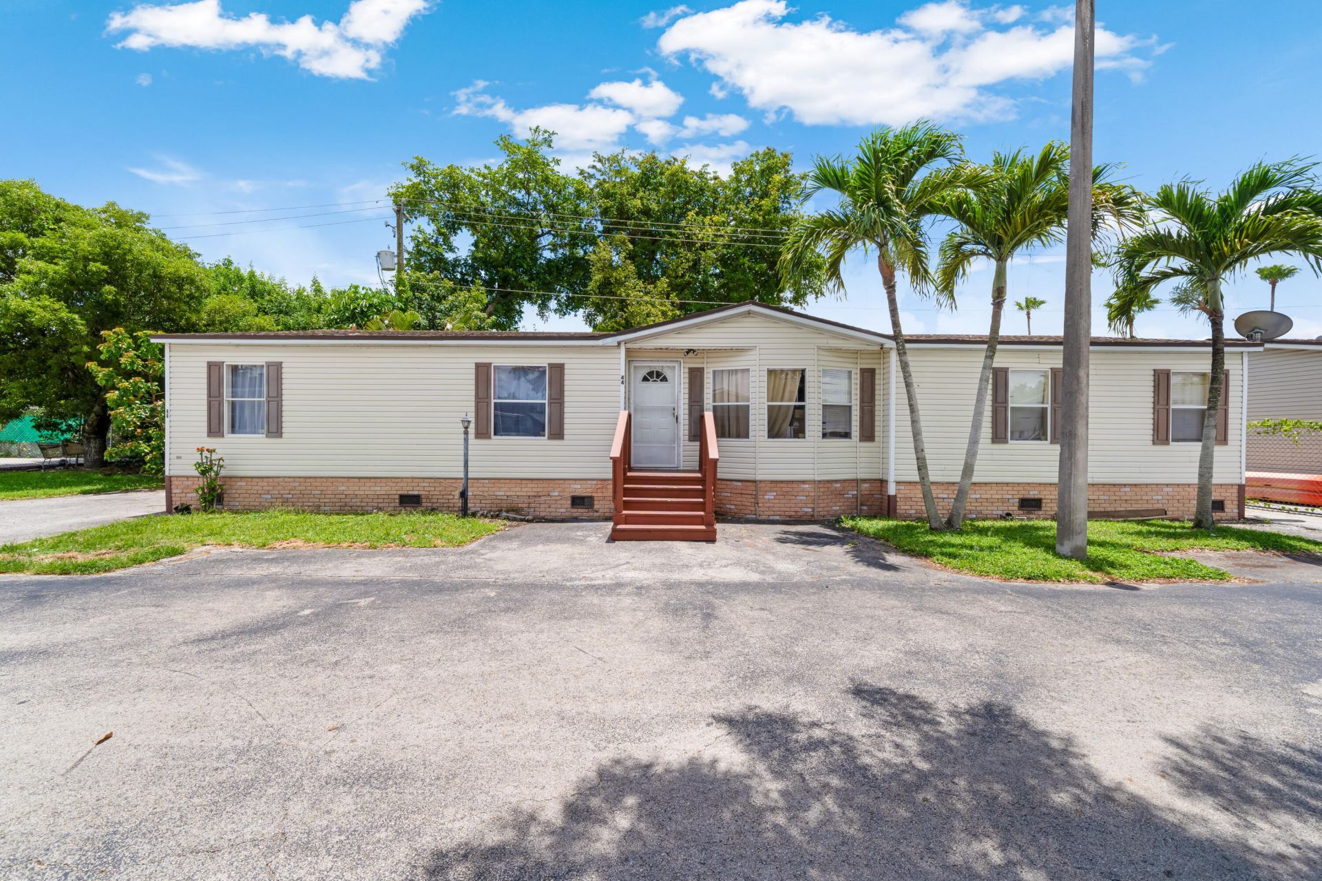 220 NE 12th Avenue, Unit 44, Homestead, FL 33030 Photo