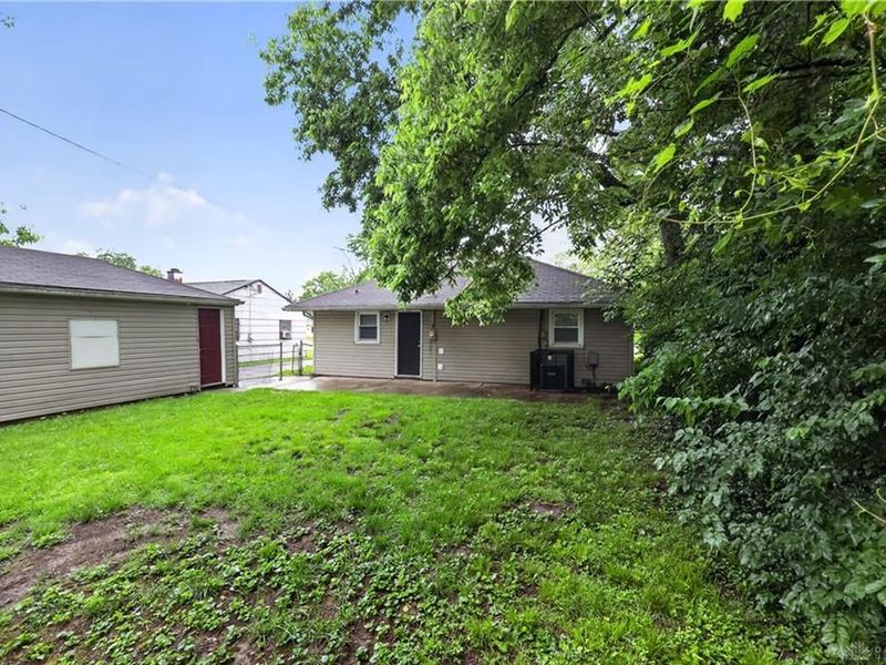 4636 W Hillcrest Avenue, Dayton, OH 45406 Photo 2
