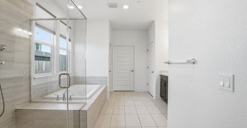 8317 Evans Tree Dr, Roseville, CA 95747 Photo