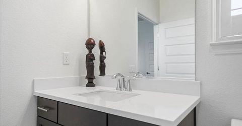 8317 Evans Tree Dr, Roseville, CA 95747 Photo