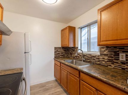 9033 Casals St #4, Unit 4, Sacramento, CA 95826 Photo