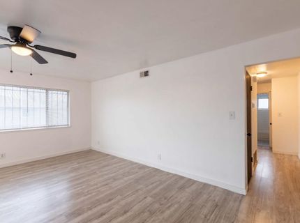 9033 Casals St #4, Unit 4, Sacramento, CA 95826 Photo