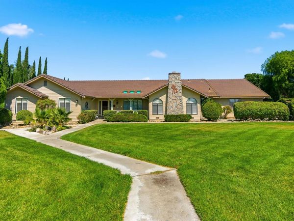 23472 Los Ranchos Dr, Tracy, CA 95304