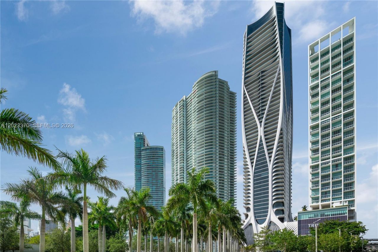 1000 Biscayne Blvd, Unit 1702, Miami, FL 33132 Photo