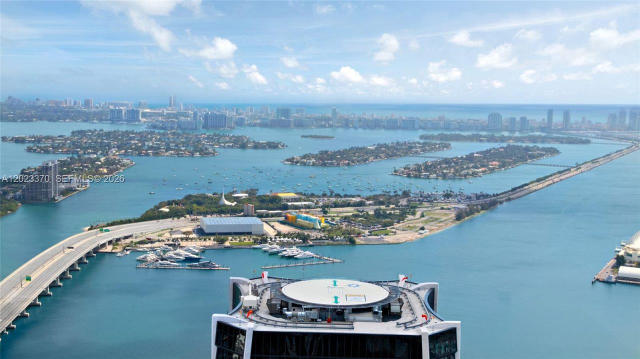 1000 Biscayne Blvd, Unit 1702, Miami, FL 33132 Photo