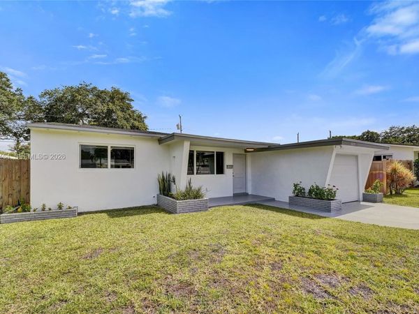 3234 Roosevelt St , Hollywood, FL 33021