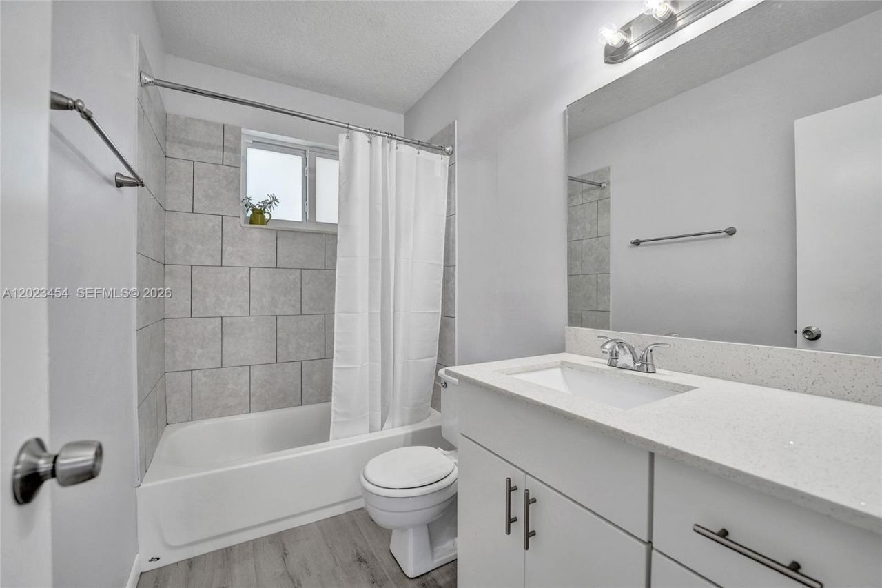 3234 Roosevelt St, Hollywood, FL 33021 Photo