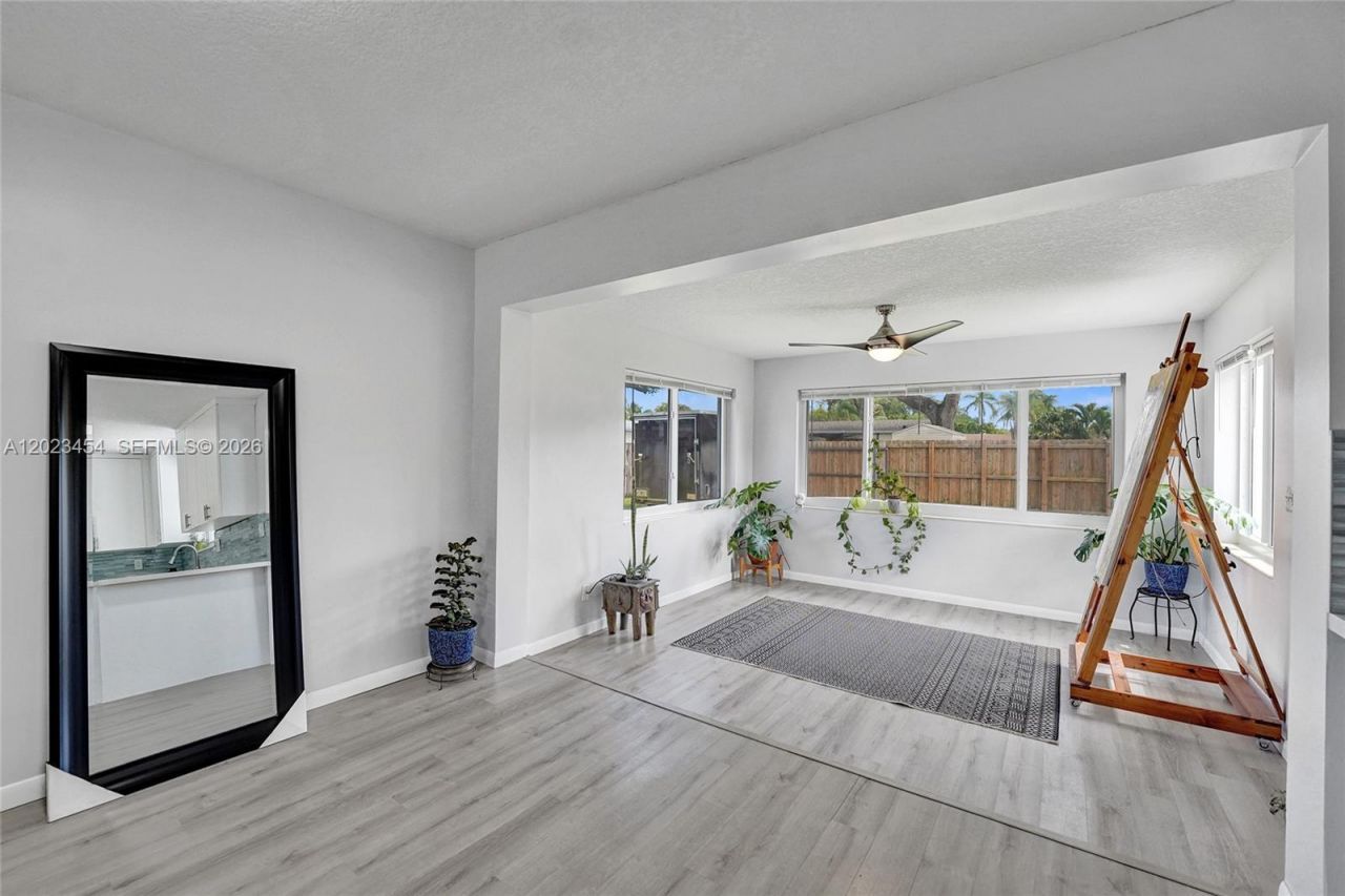 3234 Roosevelt St, Hollywood, FL 33021 Photo