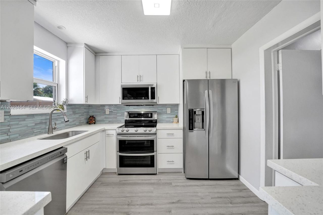 3234 Roosevelt St, Hollywood, FL 33021 Photo