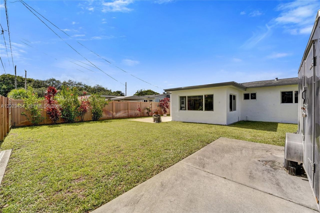 3234 Roosevelt St, Hollywood, FL 33021 Photo