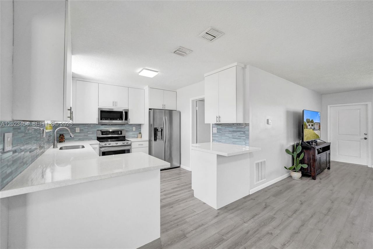 3234 Roosevelt St, Hollywood, FL 33021 Photo