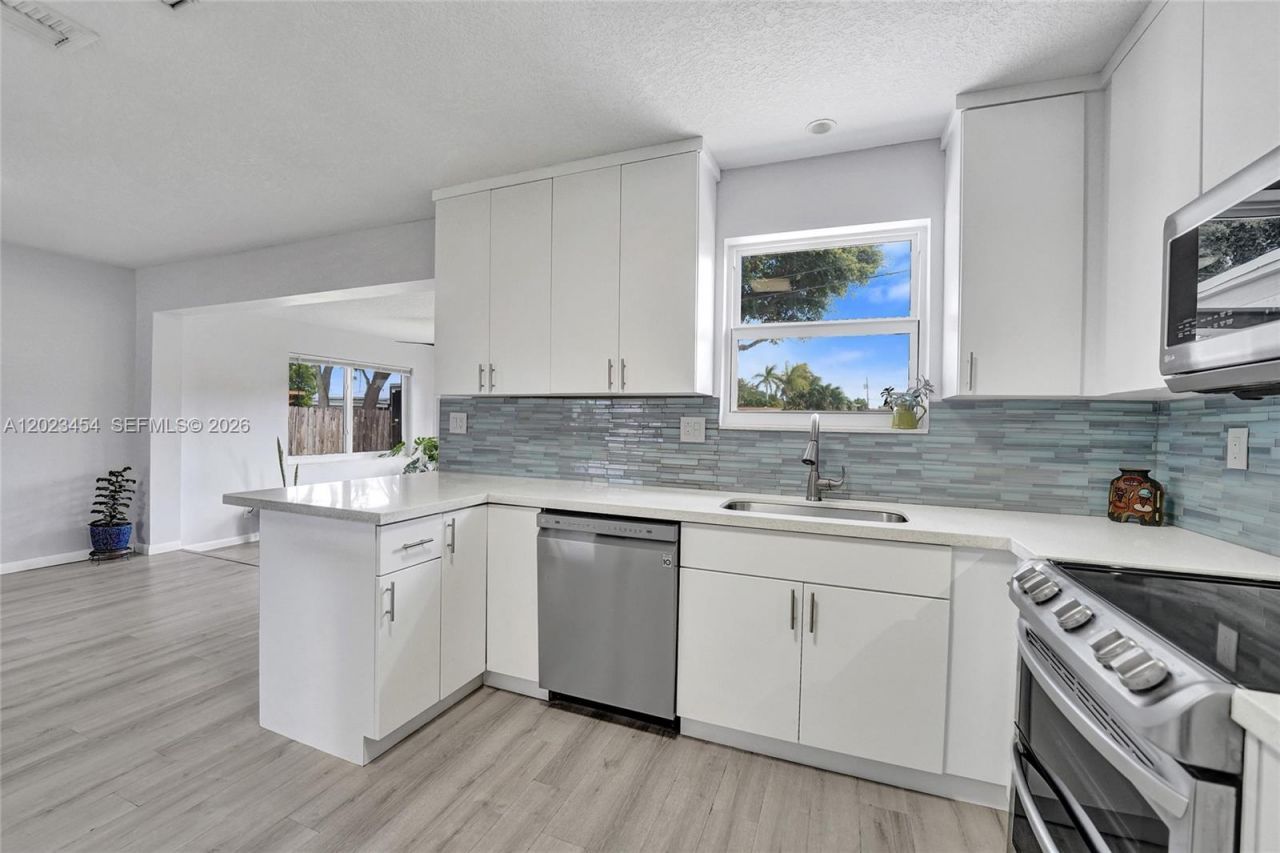 3234 Roosevelt St, Hollywood, FL 33021 Photo