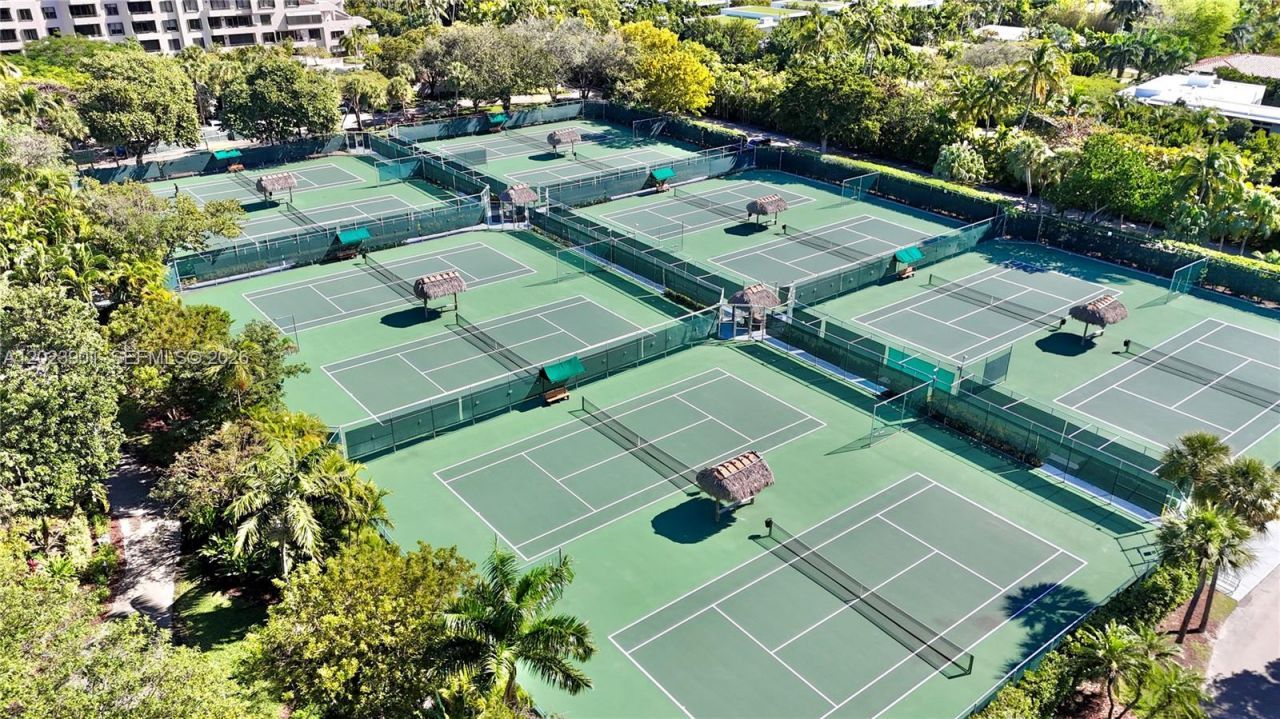 151 Crandon Blvd, Unit 120, Key Biscayne, FL 33149 Photo