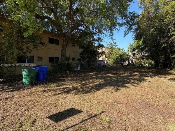 5650 N Miami Ave , Miami, FL 33127