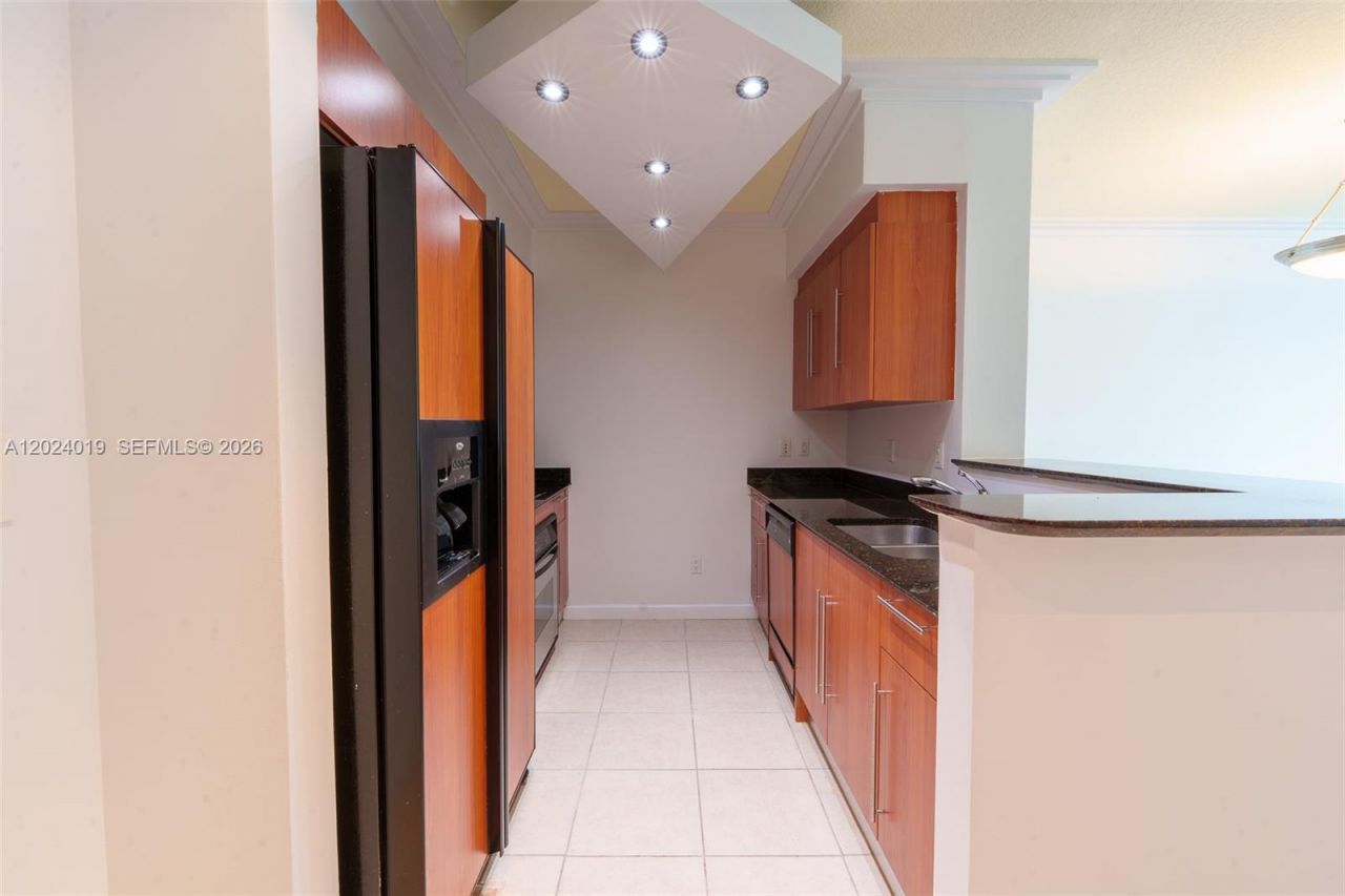 335 S Biscayne Blvd, Unit 802, Miami, FL 33131 Photo
