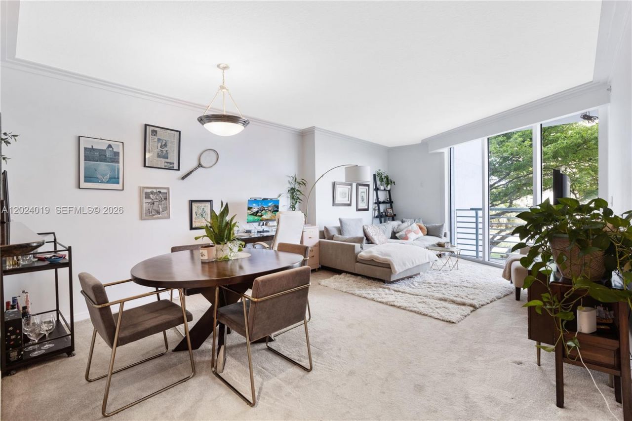 335 S Biscayne Blvd, Unit 802, Miami, FL 33131 Photo