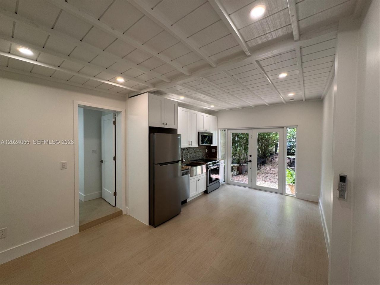 231 Salamanca Ave , Unit A, Coral Gables, FL 33134 Photo
