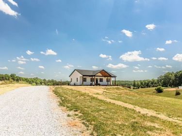 9740 Oakville Road, Appomattox, VA 24553
