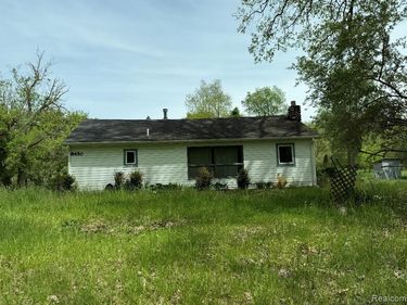 8450 Pepper Road, Holly Twp, MI 48442