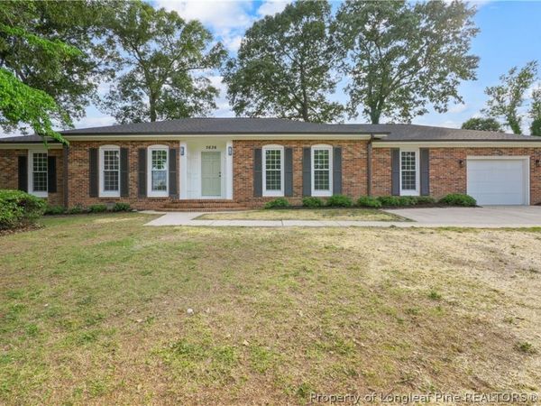 5626 Weatherford Road, Fayetteville, NC 28303