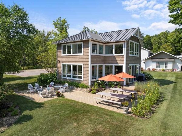 9447 Las Olas Drive, Charlevoix, MI 49720