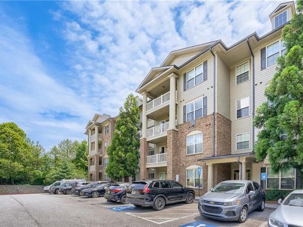 4805 W Village Way SE, Unit 3000, Smyrna, GA 30080