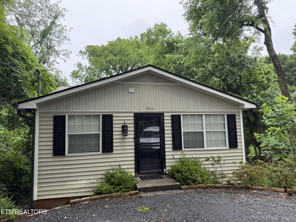 306 Kingston Court, Knoxville, TN 37919