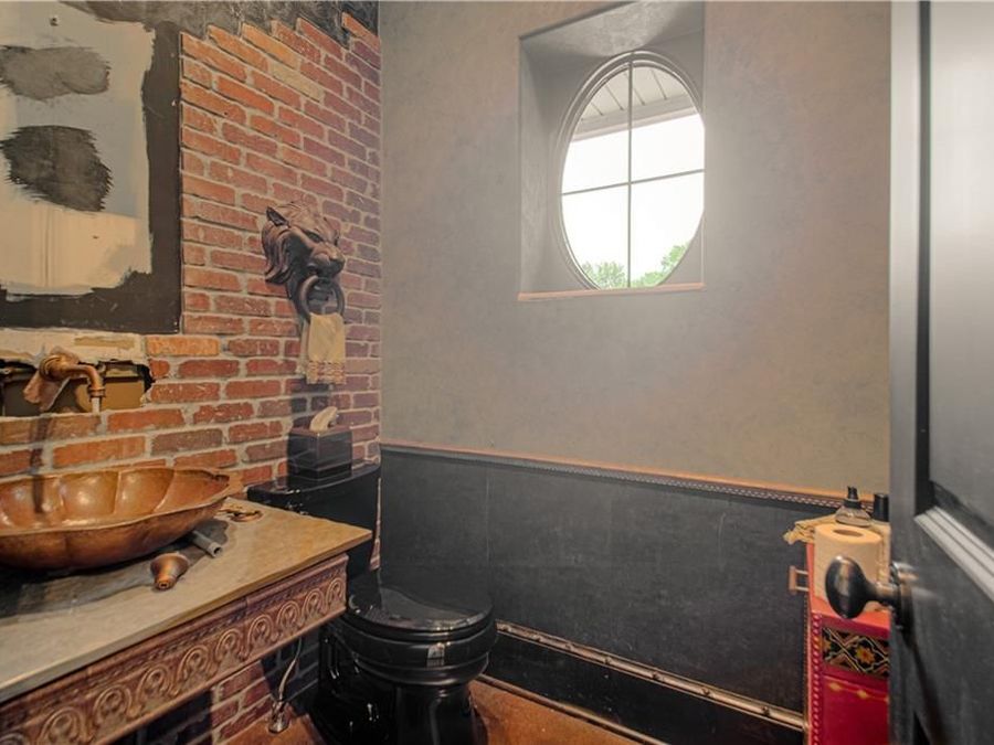 Property Image 28