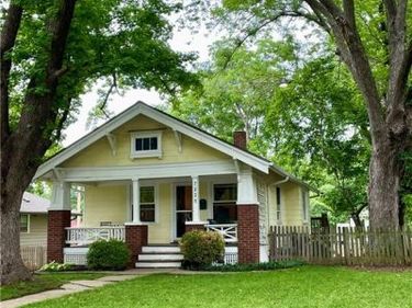 7235 Main Street, Kansas City, MO 64114