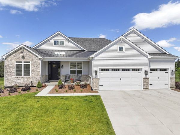 1740 Stonemill Circle , Lake Geneva, WI 53147