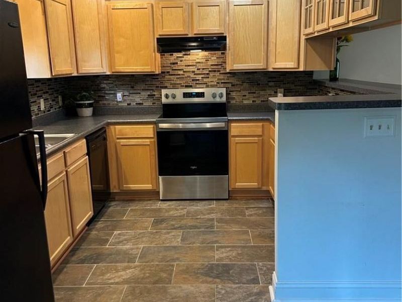 505 Ridgeview Court Court, Springfield, OH 45504 Photo 9