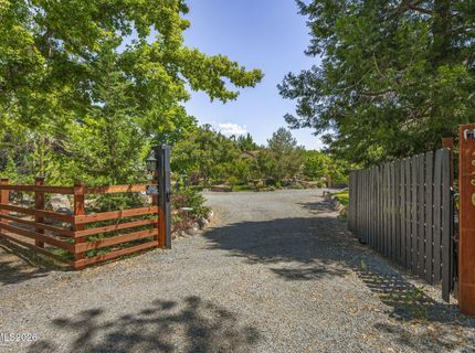 330 Sierra Manor Drive, Reno, NV 89511 Photo