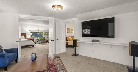330 Sierra Manor Drive, Reno, NV 89511 Photo