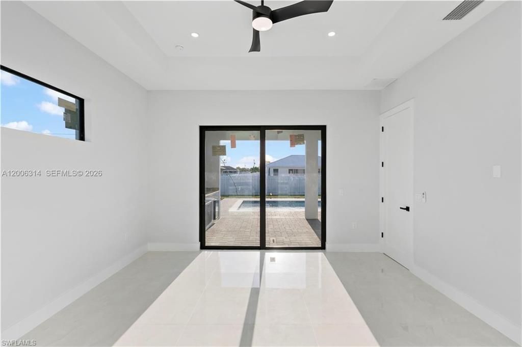 628 Chiquita Blvd N, Cape Coral, FL 33993 Photo