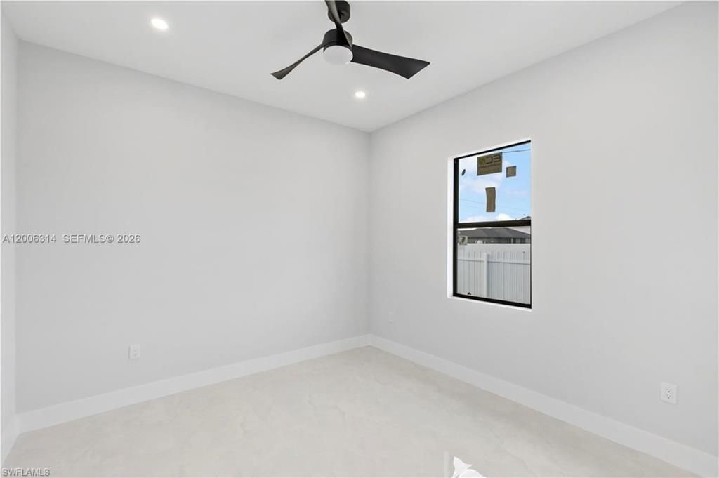628 Chiquita Blvd N, Cape Coral, FL 33993 Photo