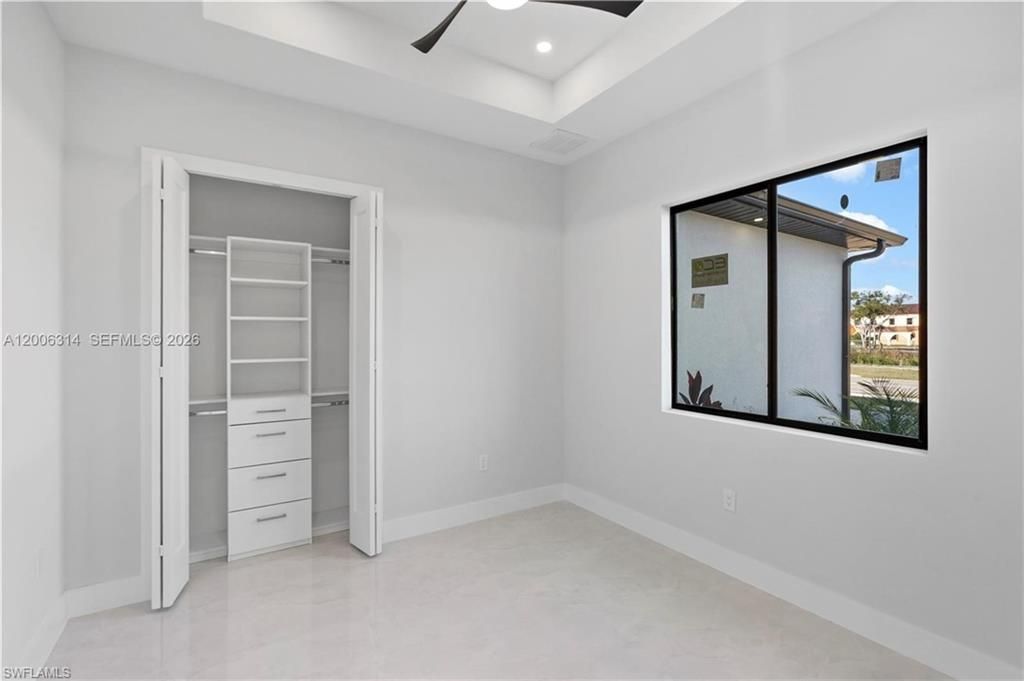 628 Chiquita Blvd N, Cape Coral, FL 33993 Photo