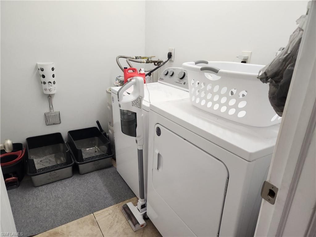 11370 & 11368 Summerwinds Ct, Unit 70, Fort Myers, FL 33908 Photo