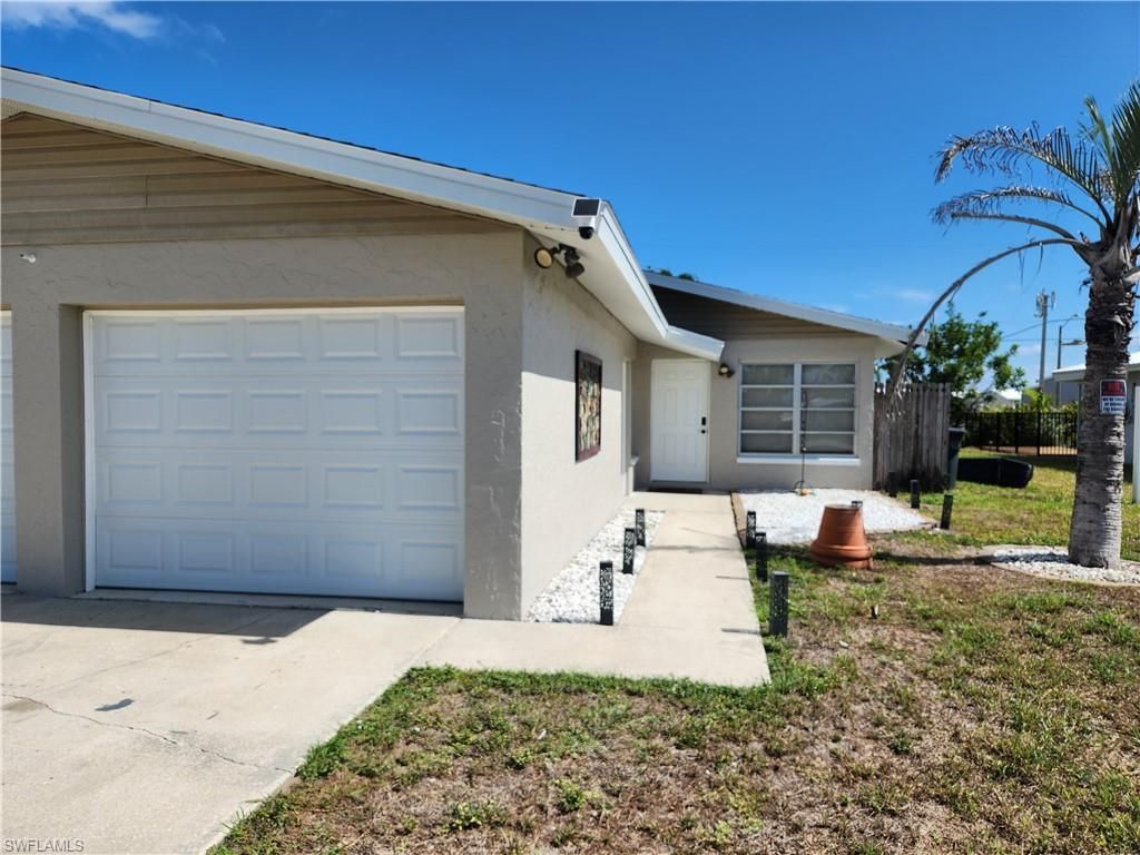 11370 & 11368 Summerwinds Ct, Unit 70, Fort Myers, FL 33908 Photo