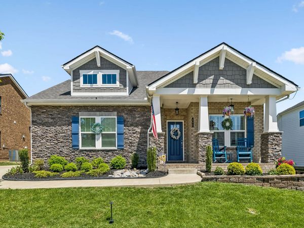 804 Ravensdowne Dr, Nolensville, TN 37135