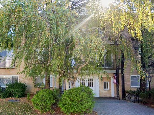 50 Lenox Road, Unit A10, Rockville Centre, NY 11570